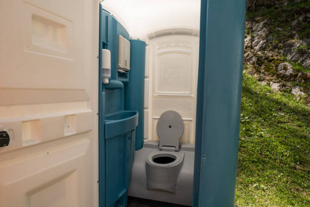 Best Temporary restroom rental  in Hebbronville, TX